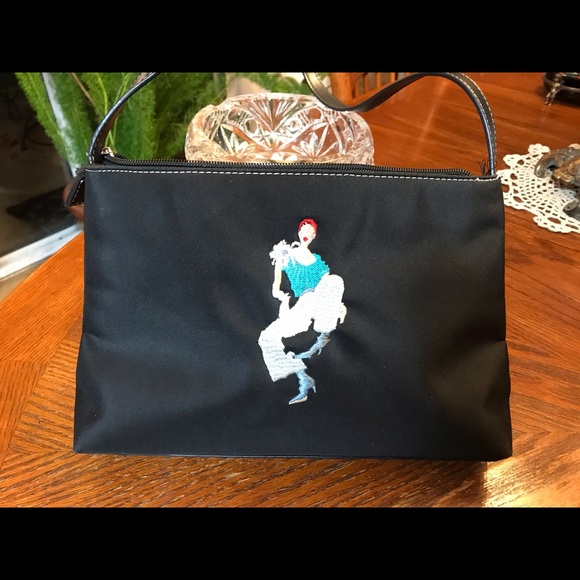 Woman’s Purse - Picture 3 of 8